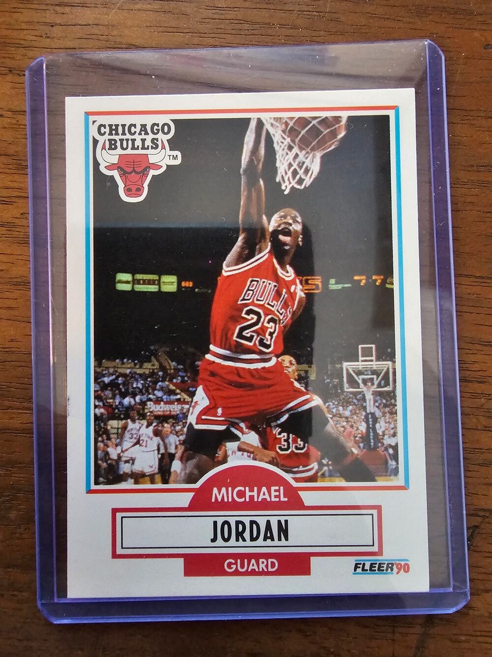 Michael Jordan 1990-1991 Fleer #26 - Chicago Bulls - NBA - Black Line Variation
